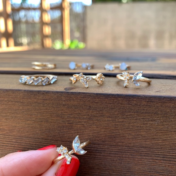 Butterfly ♡ 7 Crystal Midi Rings GIFT SET - Picture 5 of 7